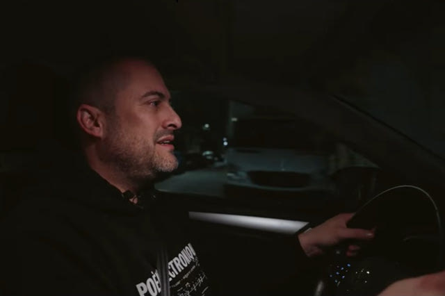 O Pan Pan μάς πήγε βόλτα με το αυτοκίνητό του – Τι είπε για την “Ανισόπεδη Ντίσκο”;