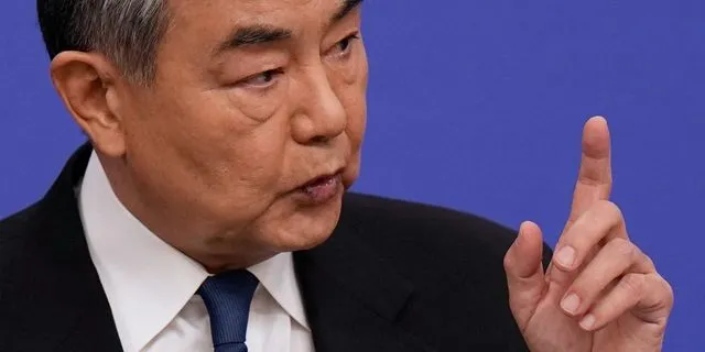 Ο Κινέζος υπουργός Εξωτερικών Ουάνγκ Γι