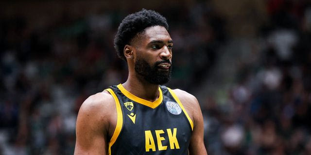 Μπανταλόνα - ΑΕΚ