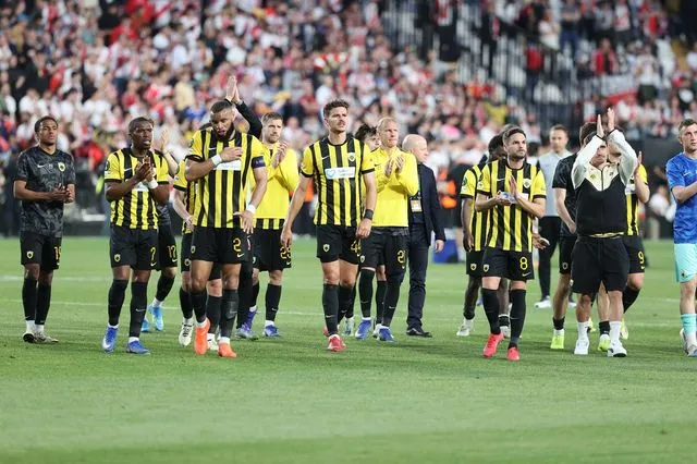 ΑΕΚ: Πόσες πιθανότητες έχει να προκριθεί μετά την ήττα από τη Ράγιο Βαγιεκάνο