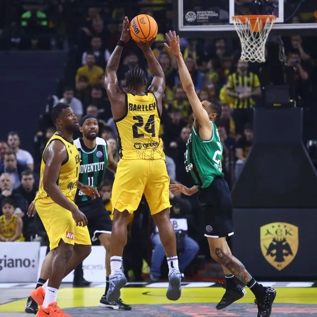 ΑΕΚ – Μπανταλόνα 72-67: Κιτρινόμαυρη παράνοια σε ματς θρίλερ στη SUNEL Arena