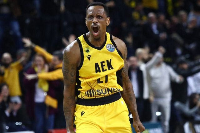 ΑΕΚ – Μπανταλόνα 87-84: Με Μπάρτλεϊ και Νάναλι έκανε το πρώτο βήμα για το Final Four του BCL