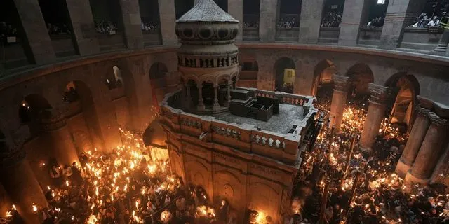 Άγιο Φως: Πώς θα γίνει η μεταφορά του στην Ελλάδα