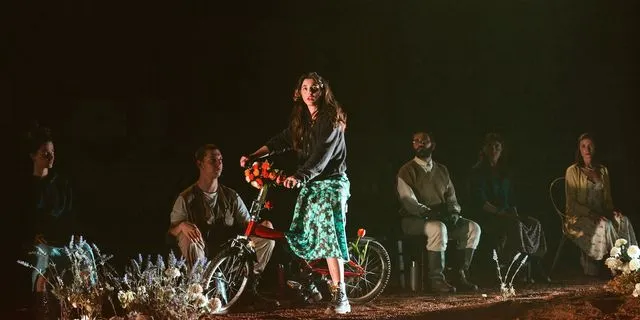 Γιώργος Κουτλής: “Ελπίζεις οι θεατές, φεύγοντας, να τσακώνονται για τα θέματα του έργου”