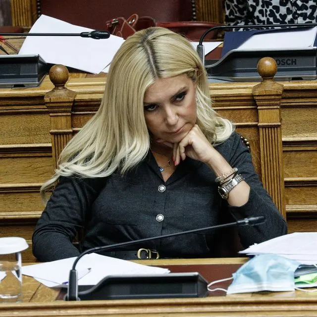 Η Φωτεινή Αραμπατζή