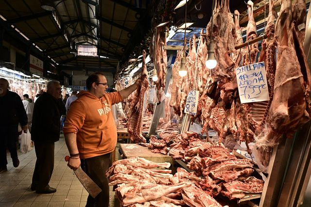 Εντατικοί έλεγχοι στην αγορά ενόψει Πάσχα – Πάνω από 300 επιθεωρήσεις σε όλη τη χώρα