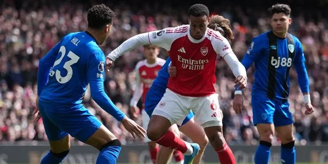 Άρσεναλ – Μπόρνμουθ