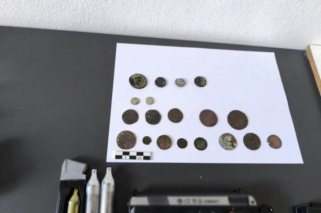 Αρχαιοκάπηλος κατείχε και διέθετε προς πώληση αρχαιότητες μέσω διαδικτύου