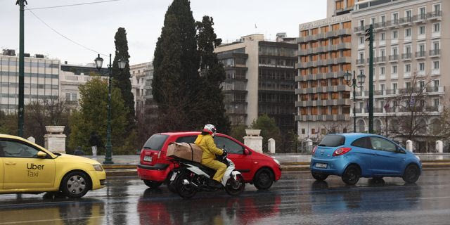 Κίνηση στους δρόμους: Στο “κόκκινο” Κηφισός και Κηφισίας λόγω της κακοκαιρίας