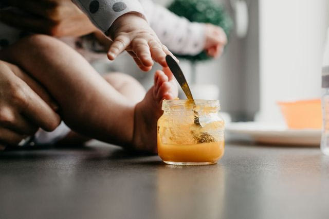 Βρεφική τροφή