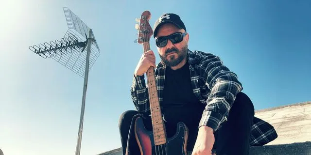 “Niagara”: Η ασταμάτητη ορμή του Μιχάλη Δέλτα σε ένα νέο single