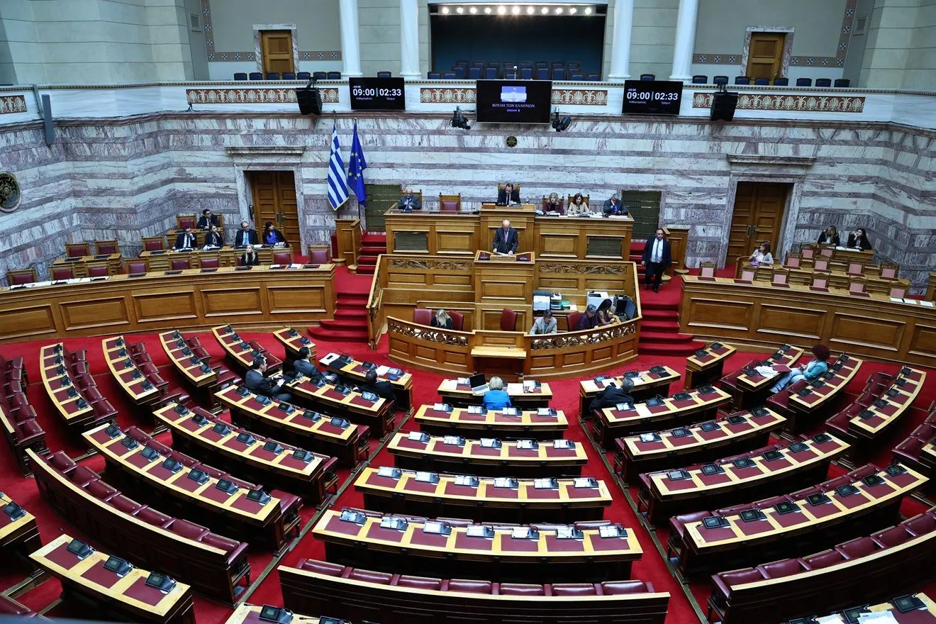 Συζήτηση στην Ολομέλεια της Βουλής -  Παρασκευή 3 Απριλίου 2026