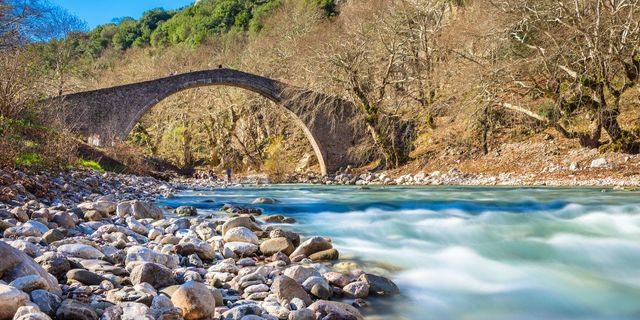 Το γεφύρι της Πύλης ή του Αγίου Βησσαρίωνα, στην Πύλη Τρικάλων