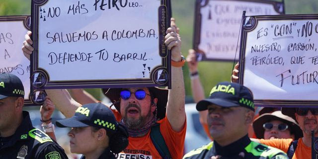 “Αυτοκτονικός καπιταλισμός”: Η προειδοποίηση του προέδρου της Κολομβίας για την ανθρωπότητα