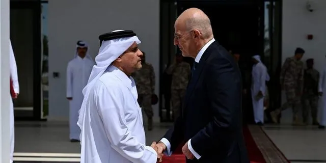 Επίσκεψη του Νίκου Δένδια στο Κατάρ – Η ατζέντα των επαφών