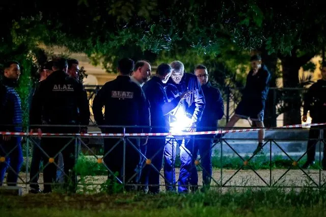 Άγιος Δημήτριος: Σε “τυφλό” σημείο το μαχαίρωμα στον γιο υψηλόβαθμου αξιωματικού της ΕΛ.ΑΣ.