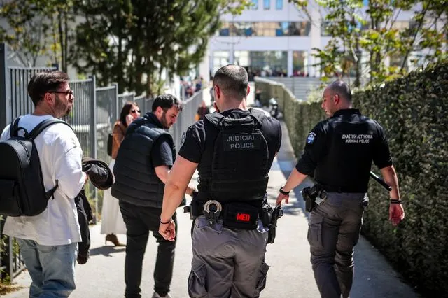 Θέμα στα διεθνή MME ο 89χρονος που άνοιξε πυρ σε ΕΦΚΑ και Εφετείο