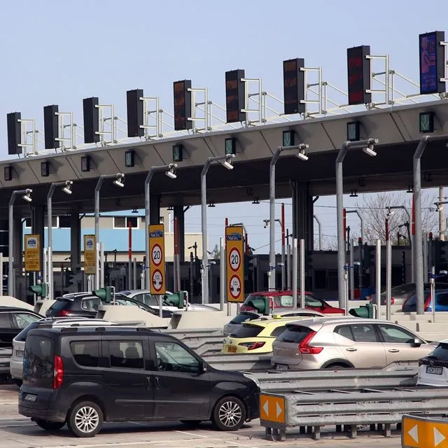 Ουρές χιλιομέτρων κατά την επιστροφή των εκδρομέων του Πάσχα – LIVE ΧΑΡΤΗΣ