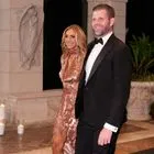 Ο Έρικ και η Λάρα Τραμπ θα συνοδεύσουν τον Αμερικανό πρόεδρο στην Κίνα