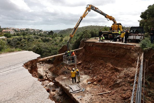Άνοιξε «χαράδρα» στην Καλλιτεχνούπολη