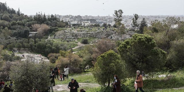 Αιματηρό επεισόδιο στου Φιλοπάππου: Τι λέει το θύμα της επίθεσης
