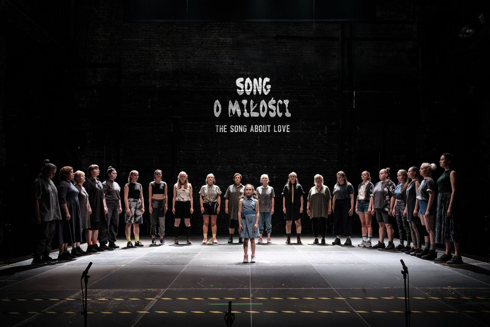 Marta Górnicka Mothers - A Song for Wartime