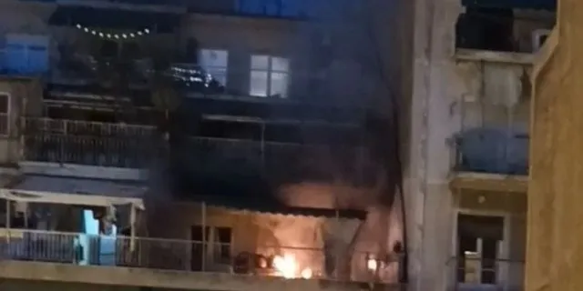 Μεταξουργείο: Φωτιά σε διαμέρισμα τέταρτου ορόφου – Bίντεο