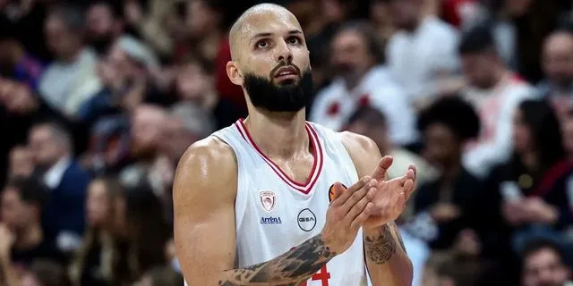 Τι είπε ο Φουρνιέ μετά τις νίκες ΑΕΚ και ΠΑΟΚ