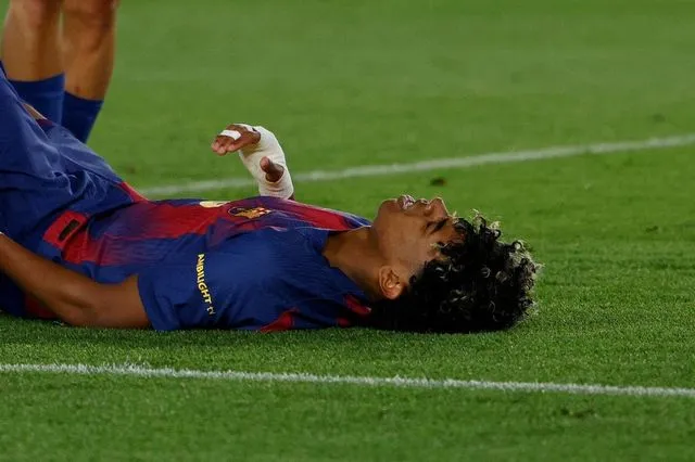 Μπαρτσελόνα: Συνεχίζεται η αγωνία για Γιαμάλ που κινδυνεύει να χάσει το υπόλοιπο της La Liga
