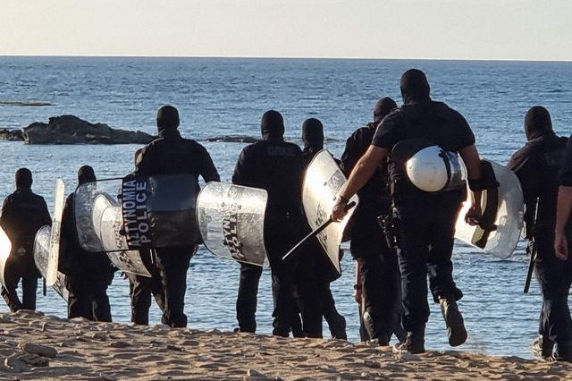 Γαύδος: Κάτοικος καταγγέλλει επίθεση από τον αδελφό της δημάρχου – “Θα σας θάψω κάτω από τη γη”