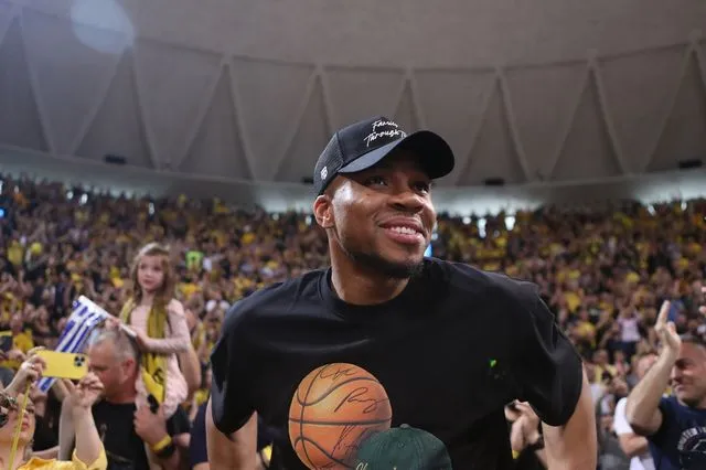 Μαγεμένος ο Γιάννης Αντετοκούνμπο στο Αλεξάνδρειο: “Δεν περίμενα τέτοια υποδοχή”