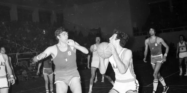 Ντοκουμέντο από την εποχή του ηρωικού μπάσκετ, ο Γκούμας, ο Κολοκυθάς και ο “κατσέρ Αλεξανδρής”