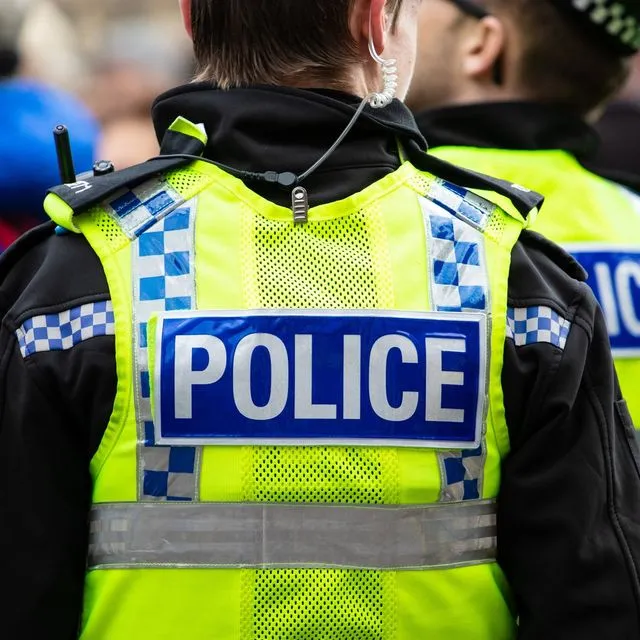 Λονδίνο: Πρώην φιναλίστ του X Factor κατηγορείται για απόπειρα δολοφονίας μιας influencer