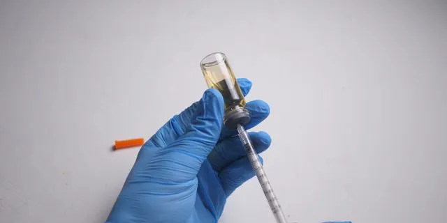 Ενέσιμη θεραπεία