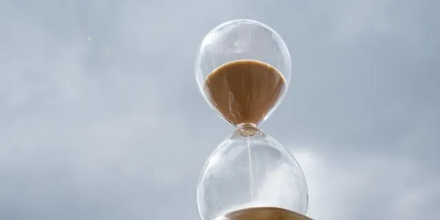 Η άμμος και ο χρόνος