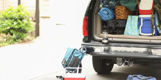 Αυτοκίνητο με αποσκευές πριν το ταξίδι