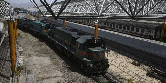 Ο IDF καλεί τους Ιρανούς να μην μπαίνουν σε τρένα