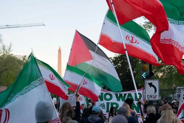 Γιατί το Ιράν έχει πιο ισχυρό διαπραγματευτικό χαρτί από τις ΗΠΑ