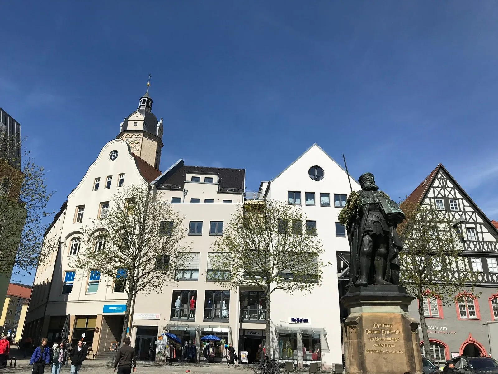 Η κεντρική πλατεία της αγοράς στο κέντρο της Ιένα