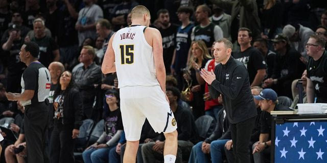 NBA: Απίστευτο σπριντ του Γιόκιτς για να αρπάξει τον ΜακΝτάνιελς