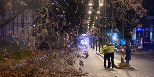 Η κακοκαιρία Erminio σαρώνει τη χώρα – Βίντεο από τα εκτεταμένα προβλήματα