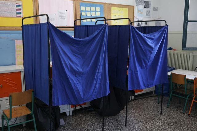 Οι εκλογές δείχνουν ως μία αυτονόητη λύση. Ομως λύνουν πραγματικά το πρόβλημα;