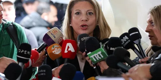 Καρυστιανού: “Δεν μπορεί να γίνει η δίκη αν δεν είμαστε οι συγγενείς μέσα στην αίθουσα”