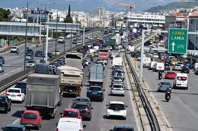 Στιγμιότυπο από την Εθνική Οδό Αθηνών - Λαμίας