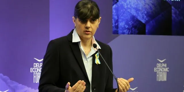 Η Λάουρα Κοβέσι