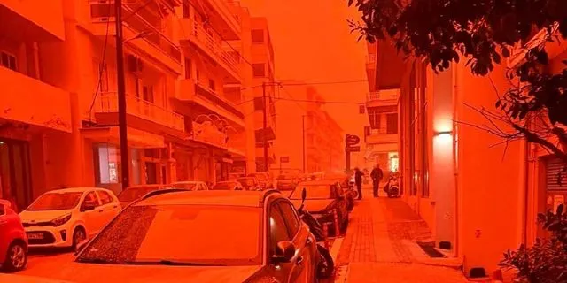 “Πνίγηκε” στην αφρικανική σκόνη η Κρήτη – Απόκοσμες εικόνες