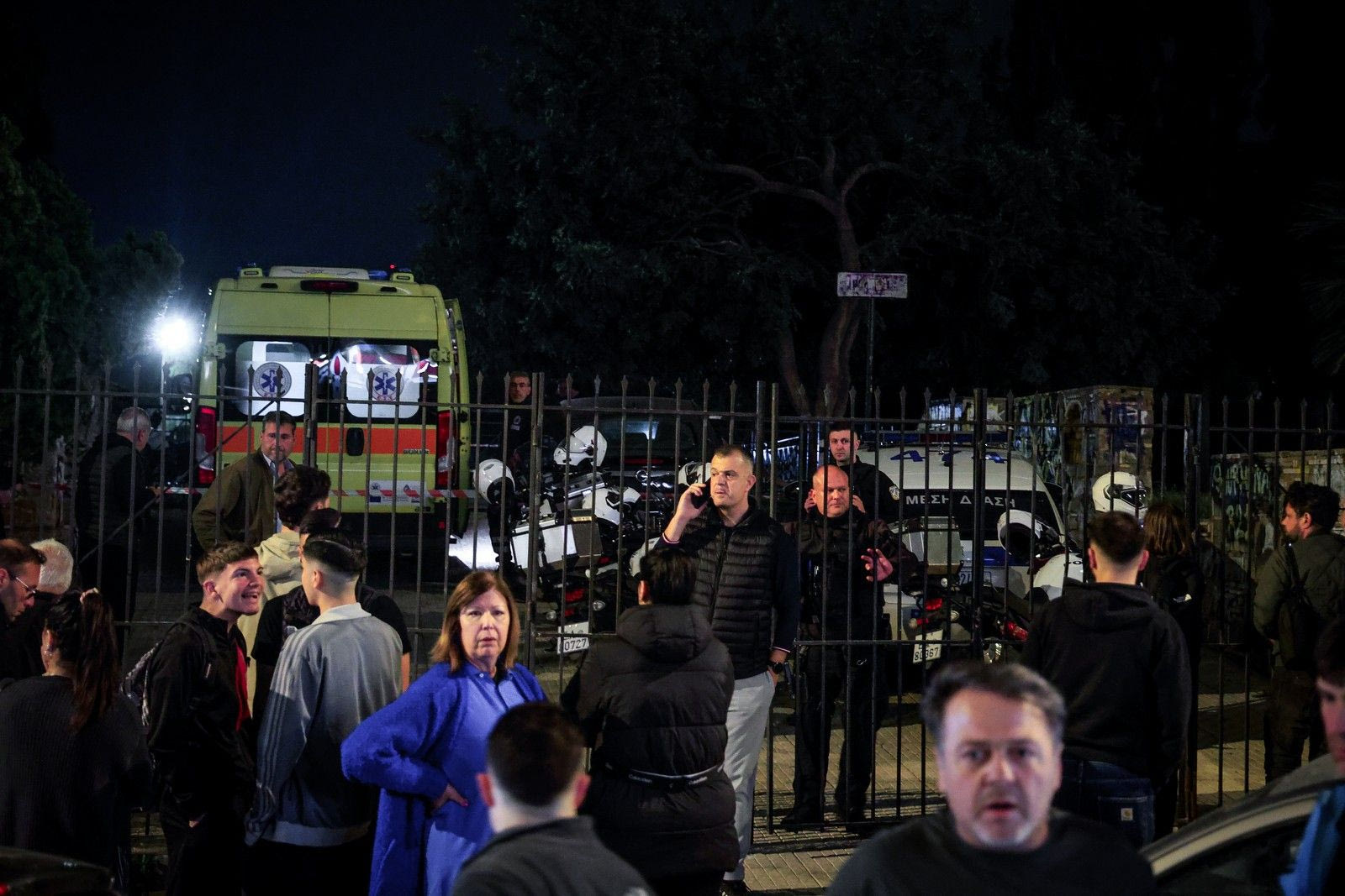 Άγιος Δημήτριος: Νεκρός γιος ανώτερου αξιωματικού της ΕΛ.ΑΣ - Βρέθηκε μαχαιρωμένος στην καρδιά