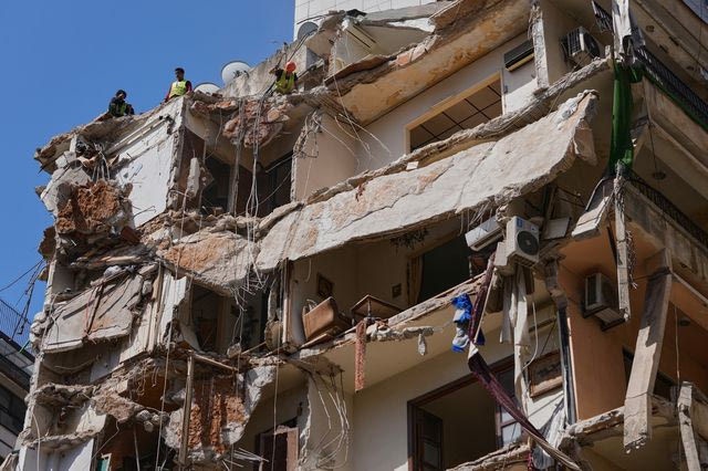 Συντρίμμια στον Λίβανο