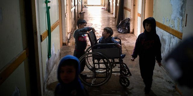 Γιατροί προειδοποιούν ότι το Ισραήλ σφυροκοπά το σύστημα υγείας του Λιβάνου, όπως στη Γάζα