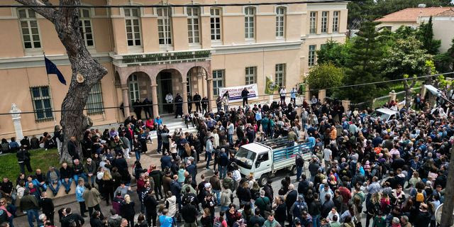 Στο “πόδι” η Λέσβος: Μία από τις μεγαλύτερες κινητοποιήσεις των τελευταίων ετών για την κτηνοτροφία